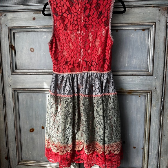Alexis Vedette Lace Multi Color Dress Size M - Picture 11 of 11